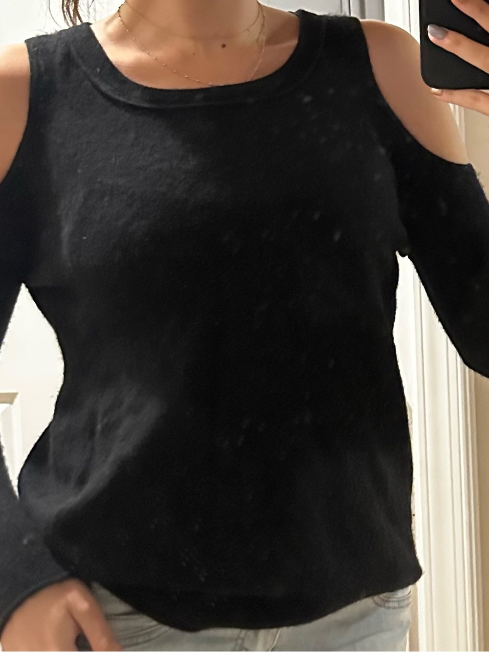 Black Cold-Shoulder Knit Pullover Sweatshirt